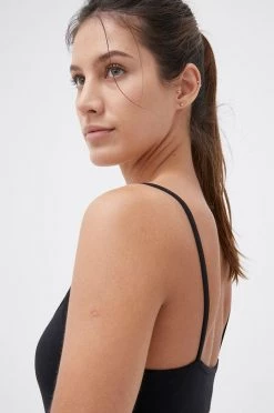 Γυναικεία Αμάνικος Top Emporio Armani Underwear μαύρο 8 Γυναικεία Αμάνικος Top Emporio Armani Underwear μαύρο -Emporio Armani Underwear Κατάστημα unnamed file 922